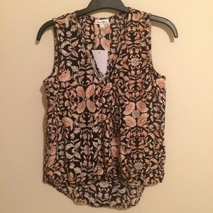 NWT love life floral tank
